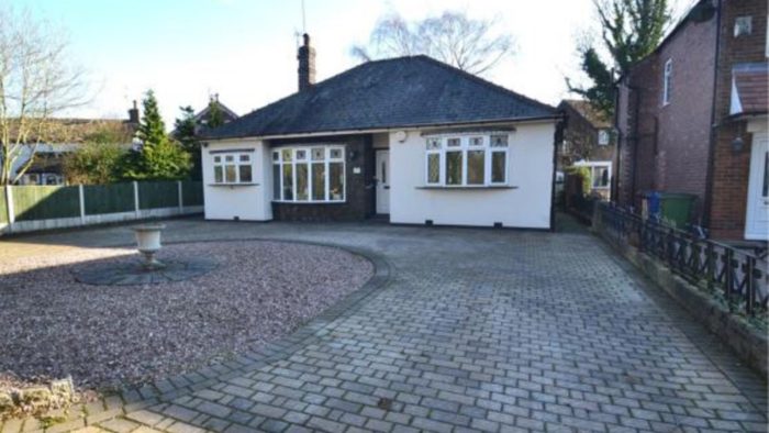 Photo of Barlows Lane South, Stockport, SK7