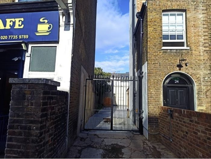 Photo of Parking space at Brixton Rd, SW9
