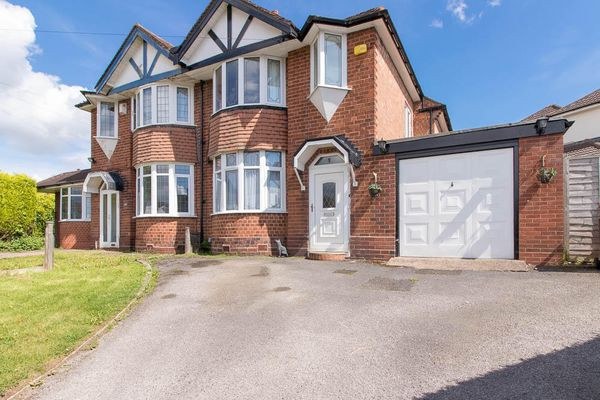 Photo of Croft Down Road, Solihull, B92