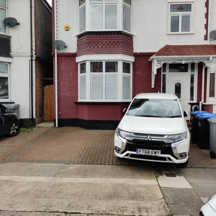 Photo of Chatsworth Avenue, Willesden, HA9