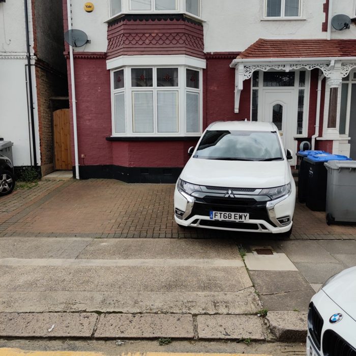 Photo of Chatsworth Avenue, Willesden, HA9