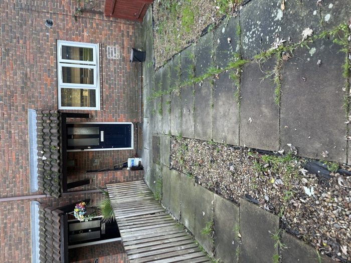 Photo of Greenham Close, Lambeth, SE1
