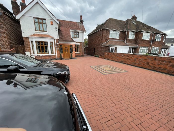 Photo of Lythalls Lane, Coventry, CV6