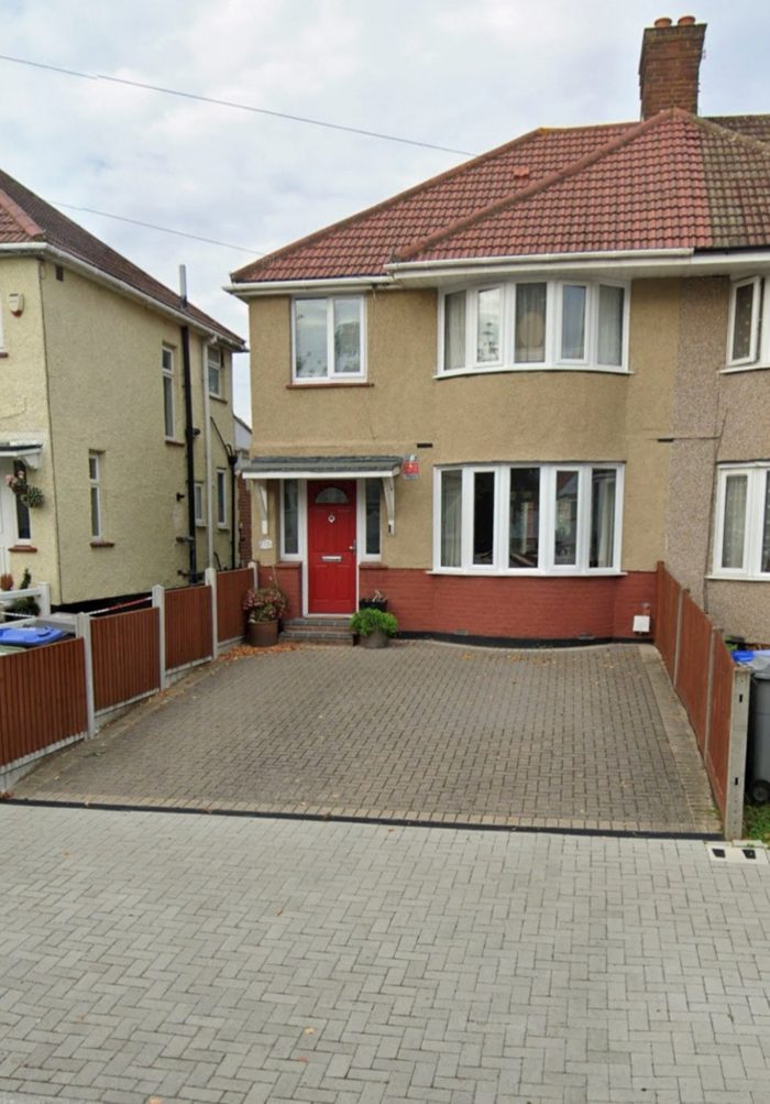 Photo of Victoria Avenue, Willesden, HA9
