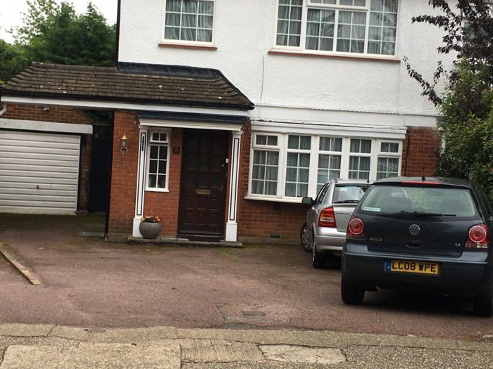 Photo of Heronslea Drive, Harrow, HA7