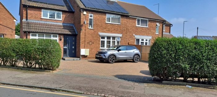 Photo of Overfield Road, Luton, LU2
