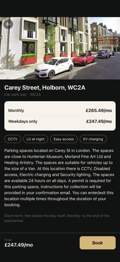 The app showing a space in Holborn, its photos, price and the walk to it